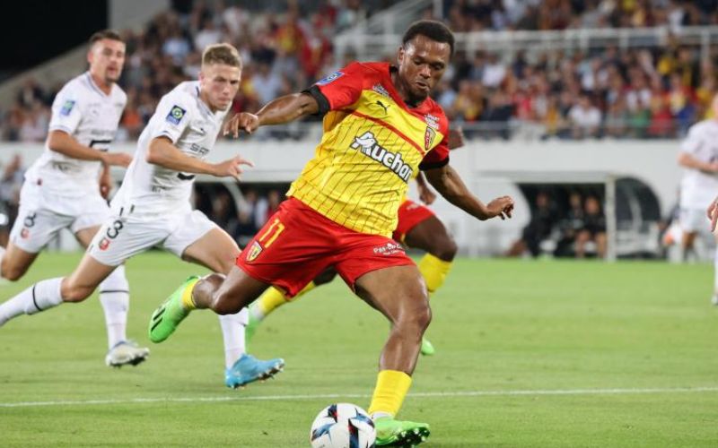 Soi kèo trận đấu Rennes vs RC Lens