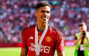 Raphael Varane thừa nhận Man United không hợp với anh